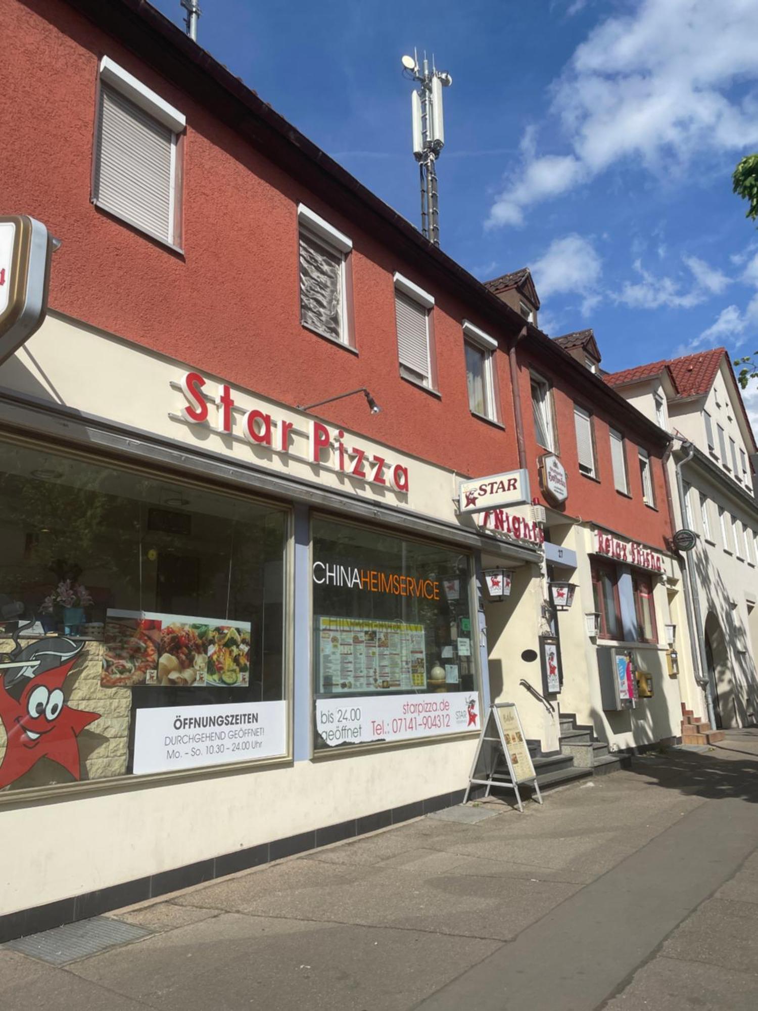 Solo Am Residenzschloss Ludwigsburg Kültér fotó